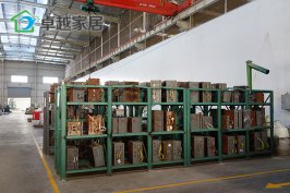 卓越家居注塑车间4