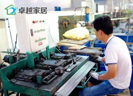 卓越家居五金成型车间4